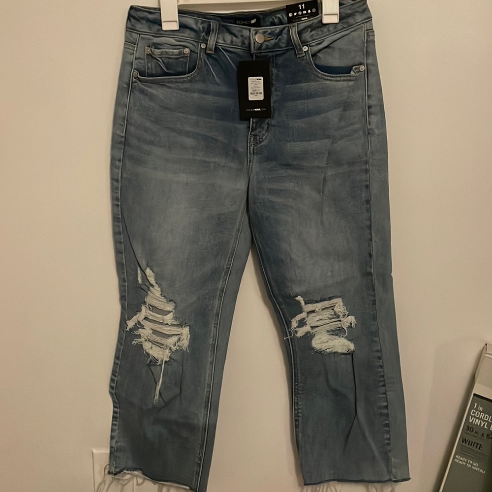 NWT Fashion Nova Straight Leg Jeans